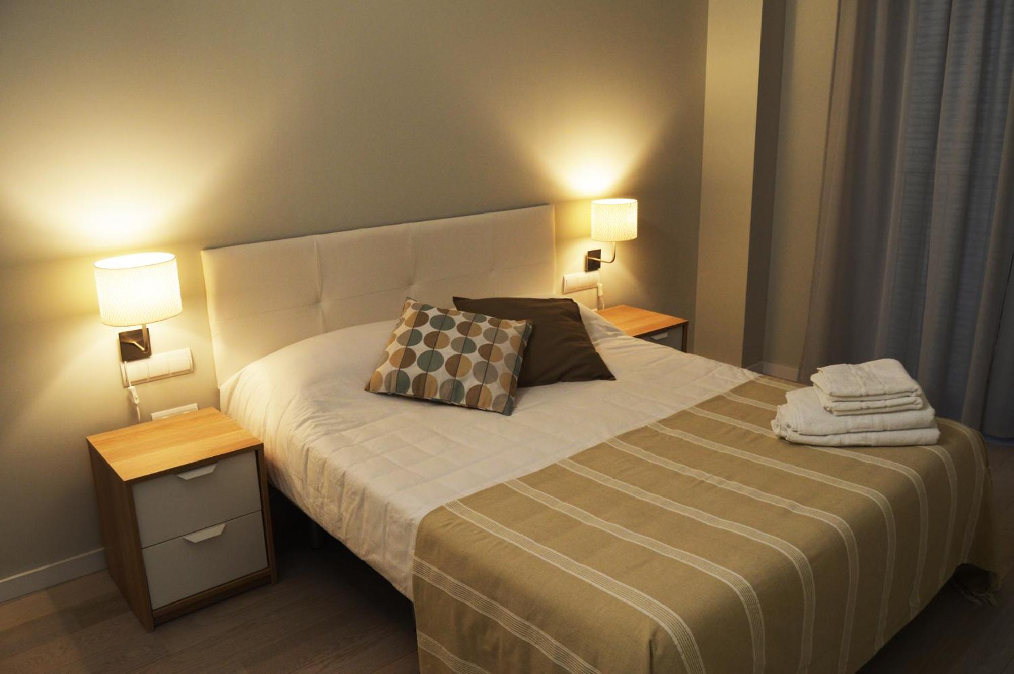 Apartamenticos Plaza Del Pilar I 萨拉戈萨 外观 照片